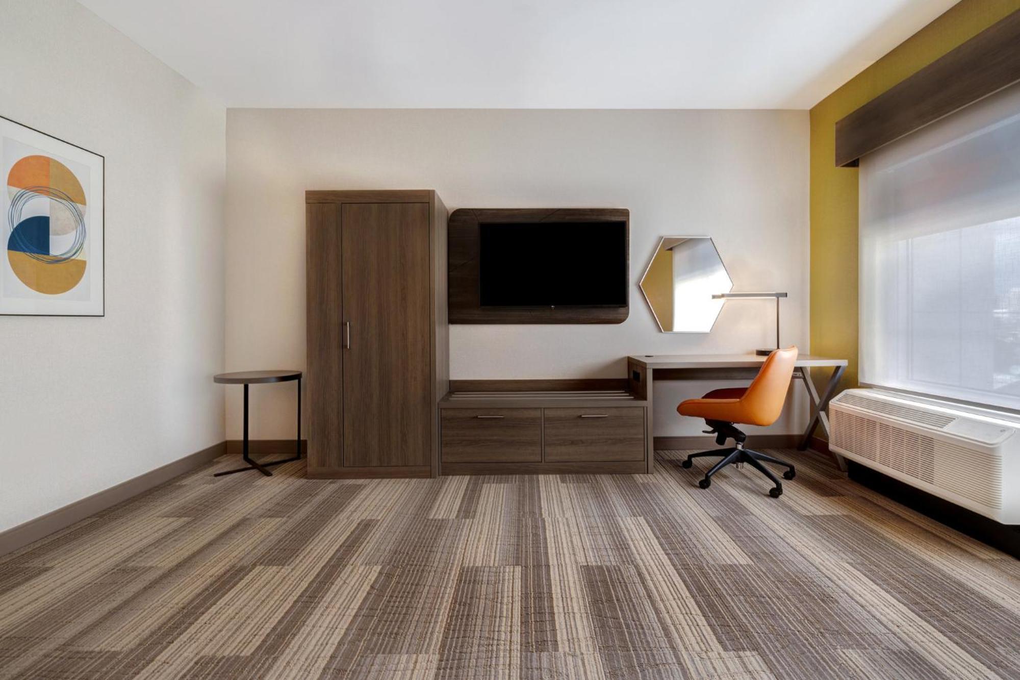 Express & - Downtown Hotel Glendale
